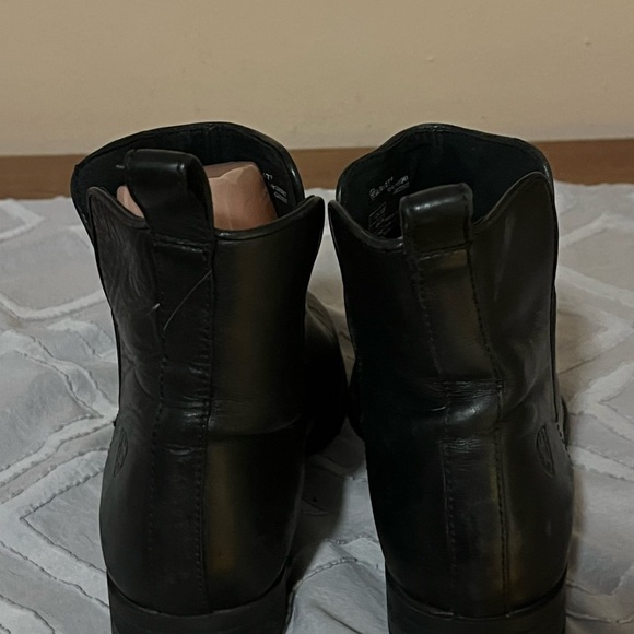 Ariat Broadway Black Leather Imperfection Boots Sz 7.5B - Picture 6 of 12
